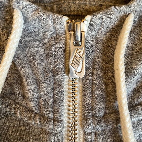 Nike Zip-up Hoodie - Picture 3 of 7
